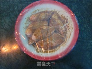 泰式风情美食—[泰式咖喱烤鸡翅]的做法步骤：5