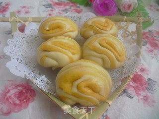 双色花卷的做法步骤：8