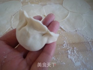 猪肉三鲜水饺的做法步骤：12