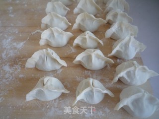 猪肉三鲜水饺的做法步骤：13
