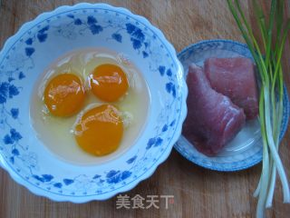 任你蒸都不会老的鸡蛋羹——肉末蒸蛋的做法步骤：1