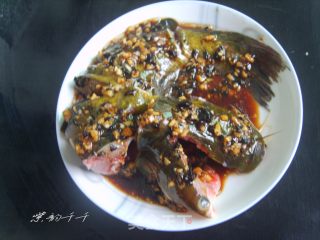豉汁蒸黄骨鱼的做法步骤：3