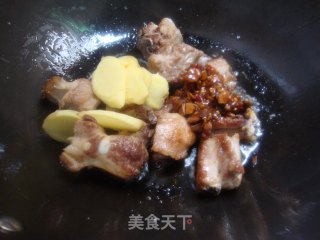 笋干烧排骨的做法步骤：3