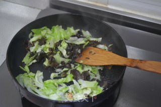 最爱猪油渣-【猪油渣酱油炒饭】的做法步骤：5