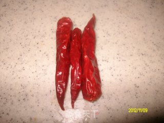 炝拌耳丝的做法步骤：3