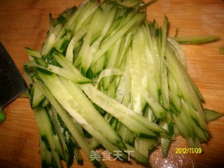 炝拌耳丝的做法步骤：5