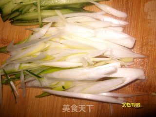 炝拌耳丝的做法步骤：6