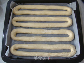 霸王肠仔排包的做法步骤：11