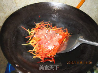 爆双丝的做法步骤：8