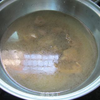 麻辣豆腐鸭汤煲的做法步骤：4