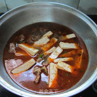麻辣豆腐鸭汤煲的做法步骤：8