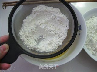 一口酥（桃酥）的做法步骤：6