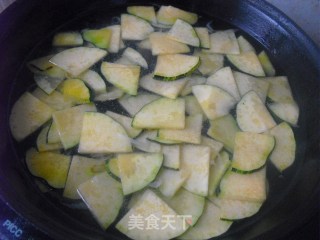 南瓜疙瘩汤的做法步骤：3