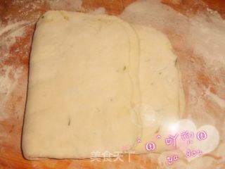 葱香蒸饼的做法步骤：9