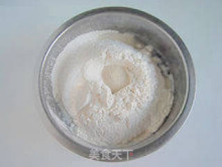 【葡萄奶酥面包】--- 简单而不失美味（全程面包机版）的做法步骤：3