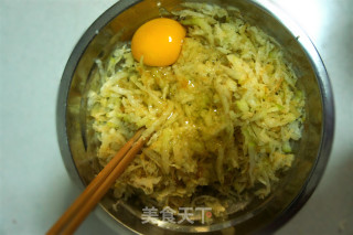 香炸萝卜丸子——记忆儿时的味道的做法步骤：2