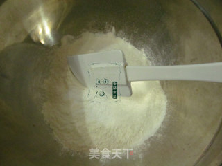 蔓越莓司康的做法步骤：1