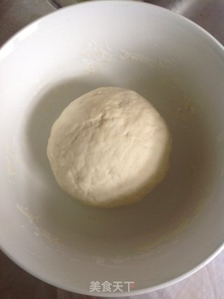 白菜香葱肉包的做法步骤：1