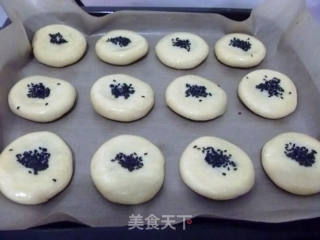 【怡汝私房中式点心】在家做点心---芝麻果仁酥皮的做法步骤：14