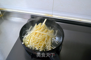 凉菜混搭之【金针菇拌豆皮】的做法步骤：3