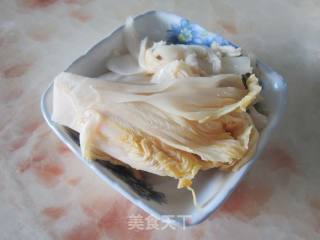 酸菜粉条肉的做法步骤：1