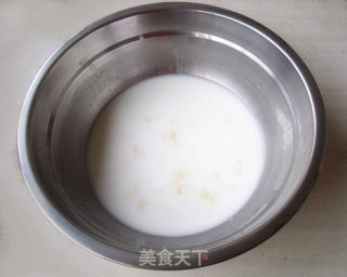 椒盐香葱花卷的做法步骤：4