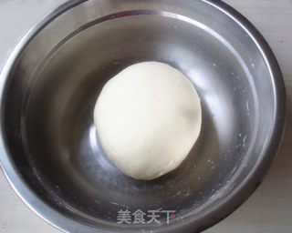 椒盐香葱花卷的做法步骤：5