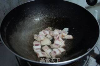 五花肉炒毛豆的做法步骤：4
