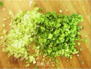蚝油青椒苦荞麦面条的做法步骤：3