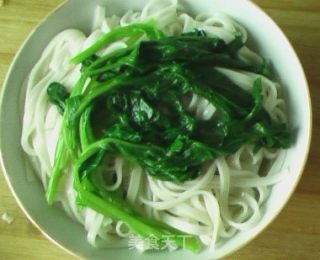 腊肉丝面条的做法步骤：8
