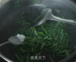 韭菜炒鸡蛋的做法步骤：7