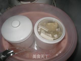麦冬茯苓炖瘦肉的做法步骤：7