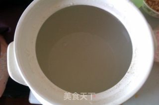 美味的香菇鸡肉粥的做法步骤：1