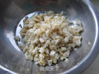 酸菜粉条肉包子的做法步骤：3