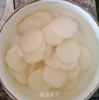 木耳炒山药的做法步骤：3