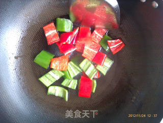 木耳炒山药的做法步骤：4