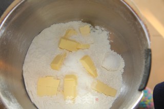 蔓越莓巧克力司康饼的做法步骤：2
