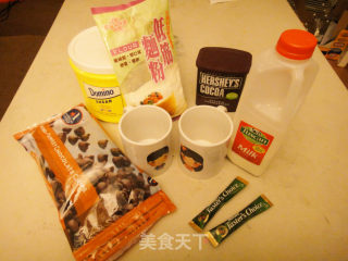 3分钟，杯子里的“杯子蛋糕”的做法步骤：1