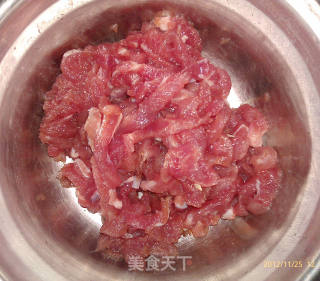 青椒千张炒肉丝的做法步骤：2