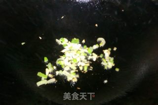简单美味的蒜薹炒肉的做法步骤：4