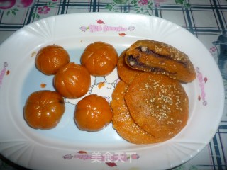 奶香南瓜豆沙饼的做法步骤：5