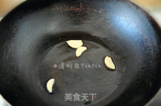 虫草花小炒肥牛的做法步骤：2