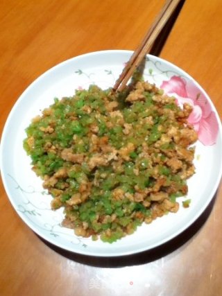 猪肉芹菜春卷的做法步骤：10
