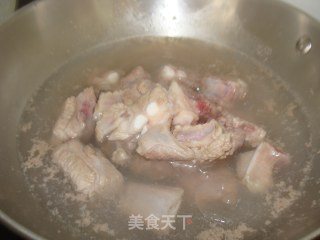 红烧栗子排骨的做法步骤：3