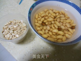 火腿蒸蛋——给早餐换个花样的做法步骤：2