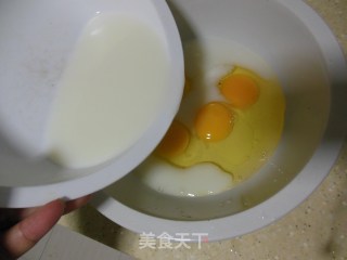 火腿蒸蛋——给早餐换个花样的做法步骤：4