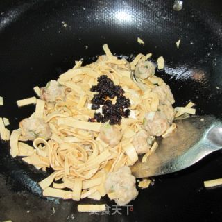 肉丸豆腐丝的做法步骤：6