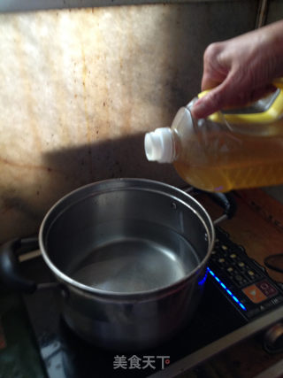 萝卜汆羊肉的做法步骤：2
