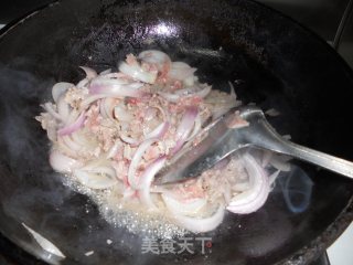 冬季快手菜----孜香葱爆羊肉卷的做法步骤：6