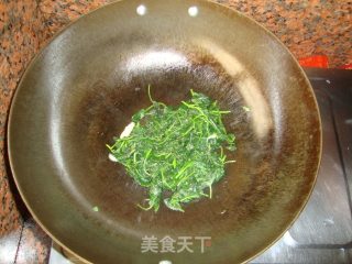 炒地瓜叶的做法步骤：5